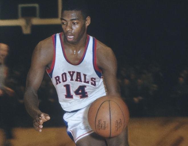 穆里尼奥违约金被国米看中的新人王，高价输送沙特