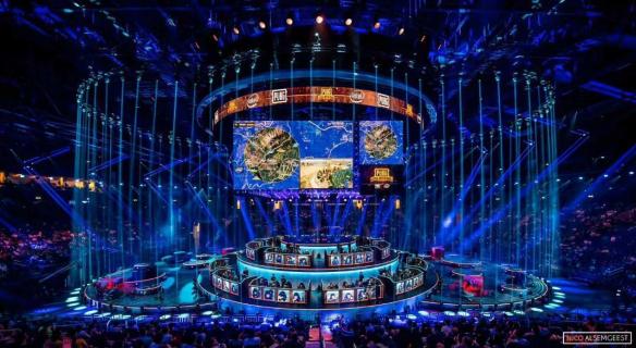 更在关键时 更在关键时