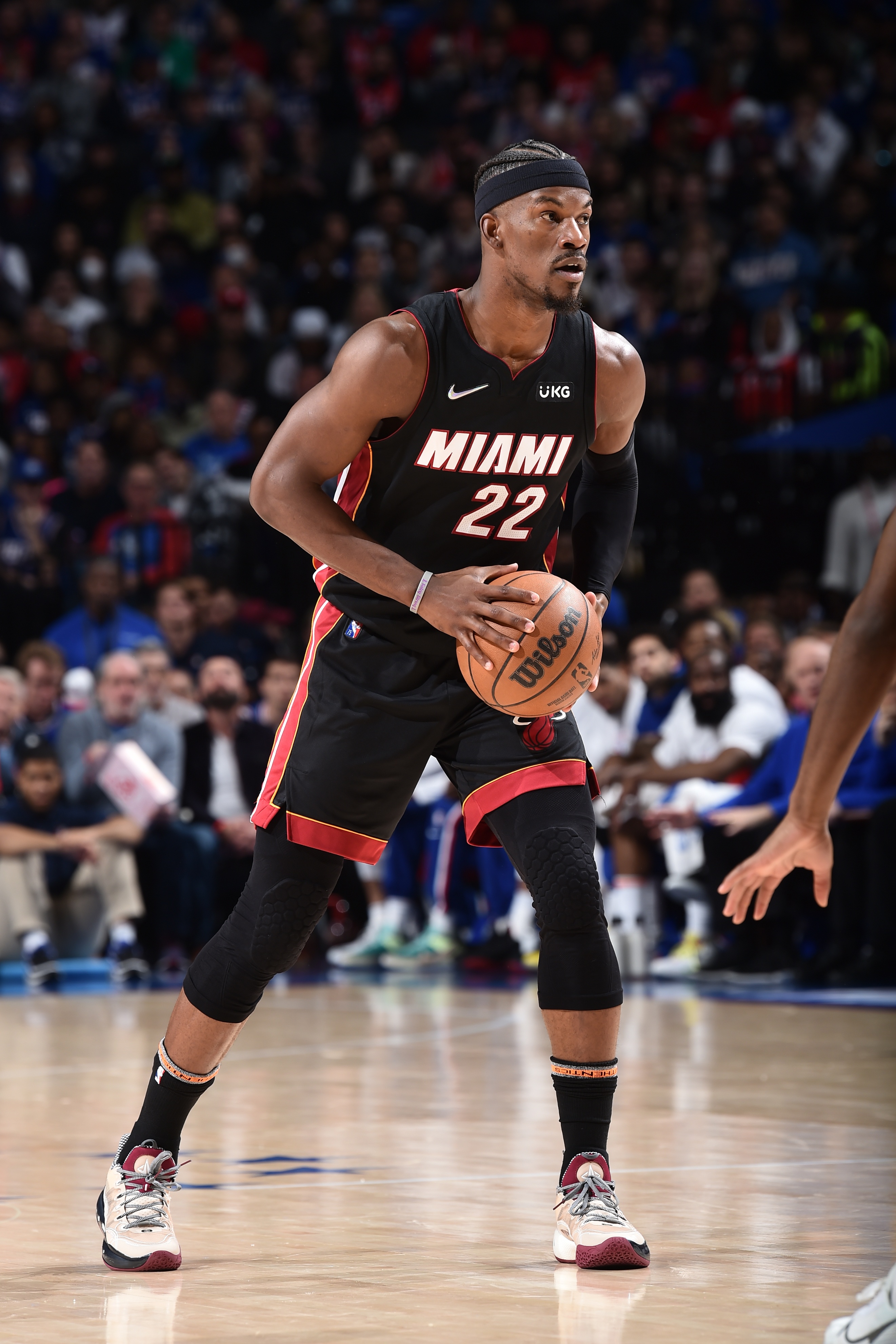 板凳崩盘 板凳崩盘